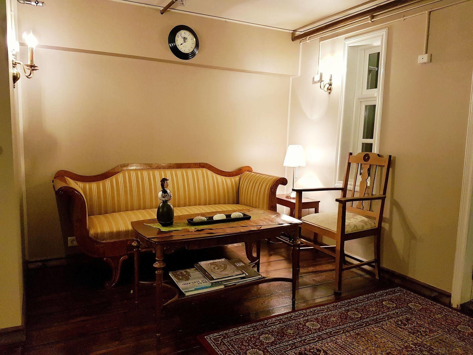 Hotel Tindastoll Saudarkrokur エクステリア 写真